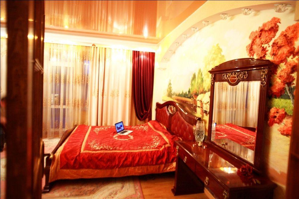 Hotel EZIO Kischinau Zimmer foto